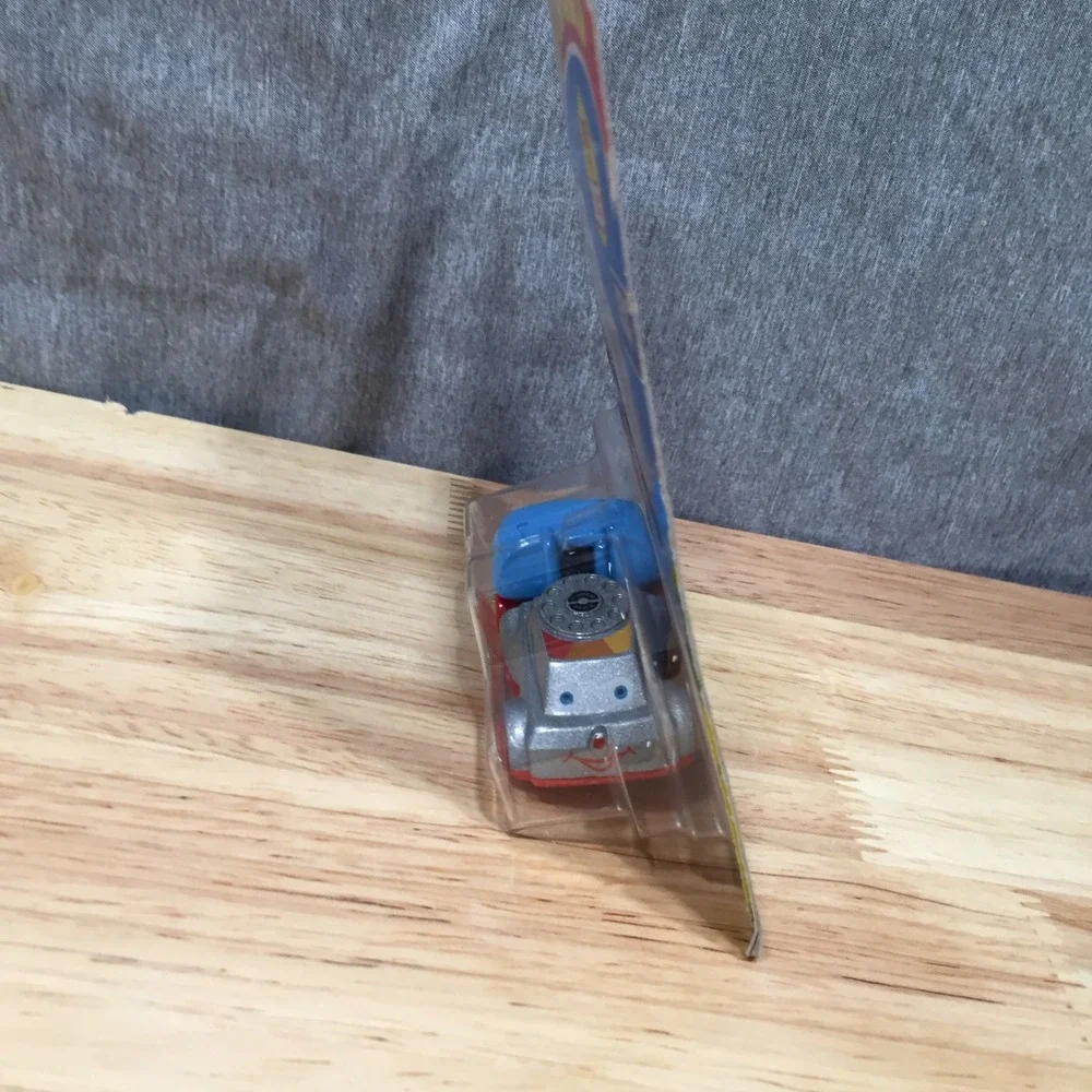 Hot Wheels Toy Car Experimotors Quick Chat 2025 210/250 Silver Red
